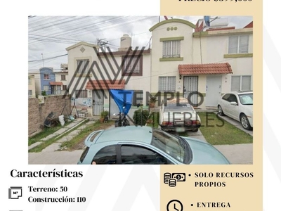 Casa en condominio en venta Calle Burgos, Urbi Villa Del Rey, Estado De México, México