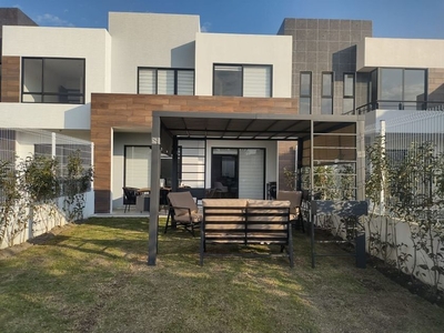 Casa en condominio en venta San Pedro Cholula, Ocoyoacac, Estado De México, Avenida Miguel Hidalgo Mz 024, Colonia Juárez, San Pedro Cholula, Estado De México, México