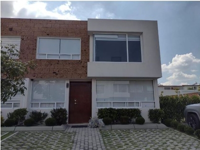 Casa en renta Avenida Calimaya 52226, Las Torres, San Andrés Ocotlán, Estado De México, México