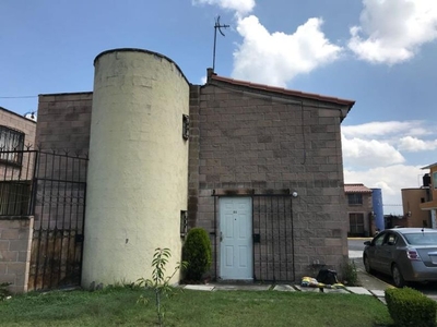 Casa en renta Privada L3 120, Unidad Hab Geo Villas De La Ind, Toluca, México, 50228, Mex