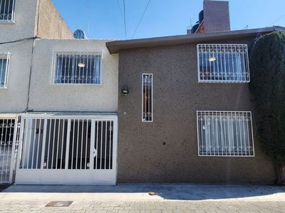 Casa en renta San Francisco Coaxusco, Estado De México, México
