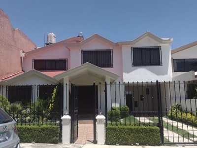 Casa en renta San Luis Mextepec, Zinacantepec