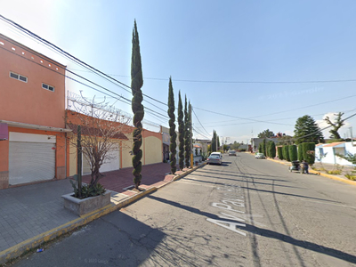 Casa en venta Avenida Pavo Real 6, Mz 015, Lomas De San Esteban, San Miguel Coatlinchán, Estado De México, México