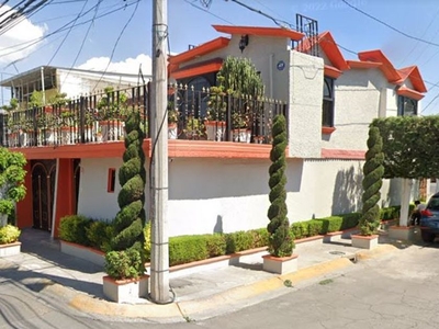 Casa en venta Avenida Valle De Las Alamedas 77-77, Industrial La Quebrada, Tultitlán, México, 54900, Mex