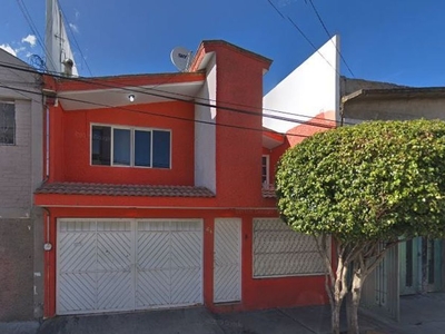 Casa en venta Bellas Artes 64, Metropolitana 2da Sección, Ciudad Nezahualcóyotl, Estado De México, México