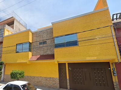 Casa en venta C. 33 39, Mz 005, Maravillas, Cdad. Nezahualcóyotl, Estado De México, México