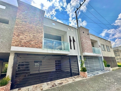 Casa en venta Cacalomacan, Cacalomacán, Estado De México, México