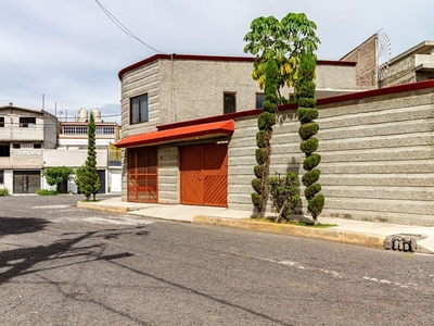 Casa en venta Calle 43 42-43, Fracc Villas De Guadalupe Xalostoc, Ecatepec De Morelos, México, 55339, Mex