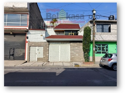 Casa en venta Calle California 52, Mz 009, Jardines De Guadalupe, Ciudad Nezahualcóyotl, Estado De México, México