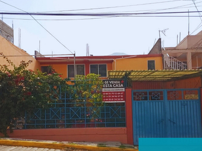Casa en venta Calle Club Excursionista Tacana 217, Lázaro Cárdenas 2a. Sección, Tlalnepantla De Baz, Estado De México, México