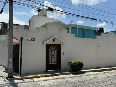 Casa en venta Calle General Felipe Angeles 10901, El Seminario Primera Sección, Toluca De Lerdo, Estado De México, México