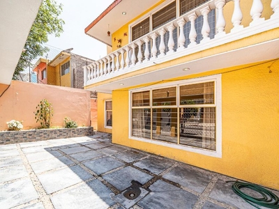 Casa en venta Calle Valle Del Prut 70, Valle De Aragón, Fracc Valle De Aragón 3ra Secc Ote, Ecatepec De Morelos, México, 55280, Mex