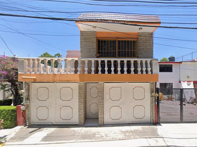 Casa en venta Cayena 443, Valle Dorado, Tlalnepantla De Baz, Estado De México, México