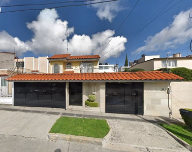 Casa En Venta En Ciudad Satelite, Naucalpan, Magnifico Remate Bancario