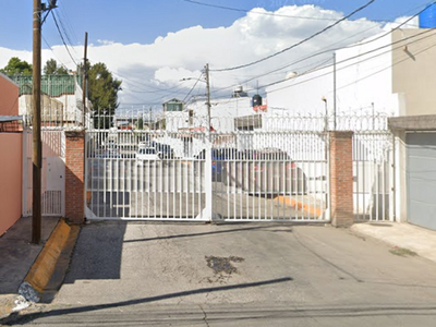 Casa en venta Naranjos 218, Mz 009, Villa De Las Flores, San Francisco Coacalco, Estado De México, México