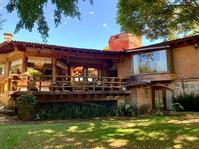 Casa en venta Ruta Del Bosque 118, Avandaro, Valle De Bravo, Estado De México, México
