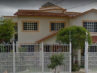 En Arboledas, Queretaro, Magnifica Casa En Venta En Remate Hipotecario!!!!!