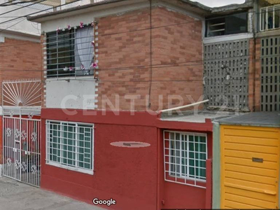 Se Renta Casa Duplex En Valle De Aragón, Segunda Sección, Neza, Edo De Mex.