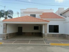 casa en venta en residencial ibero