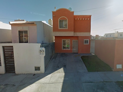 Casa De Remate En Saltillo Coahuila.- Ijmo3