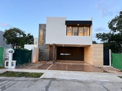Casa En Privada En Venta Al Norte De Mérida, Cholul