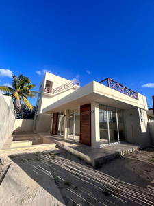 Casa En Venta En Mérida, Playa Chicxulub, Villas Costera, 3ra Fila, Mayo 2023