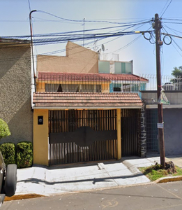 Casa Venta En Prolongación Ignacio Aldama 321, San Juan Tepepan, Ciudad De México, Cdmx, México *mlrom