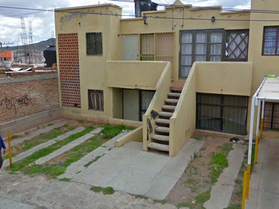 Venta De Casa Tipo Duplex En Los Pirules Guadalupe Zacatecas, Precio Muy Bajo.
