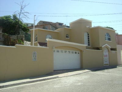 Casa en Renta en FRACC. LOMAS CONJUNTO RESIDENCIAL, LA MESA Tijuana, Baja California
