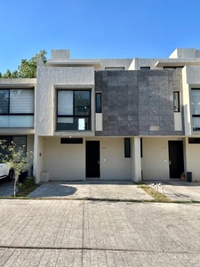 CASA EN VENTA EN BOSKIA OTERO, ZAPOPAN