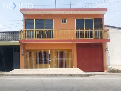 Casa en venta, en El Grande, Coatepec, Veracruz.