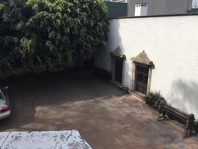 Casa estilo colonial en una planta, San Pedro Mártir.