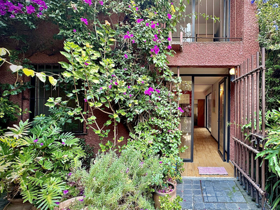 Casa En Venta En Fuente Del Niño, Lomas De Tecamachalco