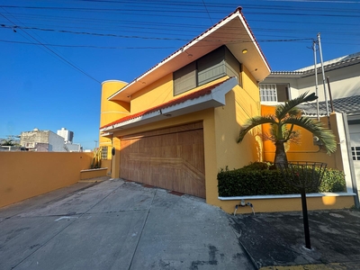 Doomos. Casa en venta en Boca del Río Veracruz La Tampiquera