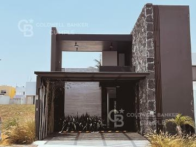 Moderna Casa de 1 nivel en Lomas de la Rioja, circuito Pintores