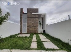 casa en renta al sur de la ciudad en privada tere