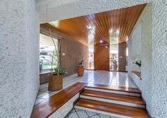 Casas en venta - 1085m2 - 5 recámaras - Bellavista - $11,000,000