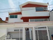 venta de bonita casa en colonial satélite