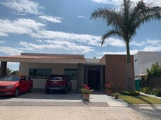 casas en venta - 590m2 - 3 recámaras - celaya - 5,200,000