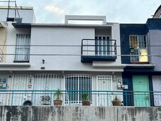 Encantadora casa con Roof Garden en Fuentes de San José