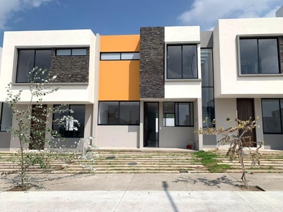 Casa en Renta en Jardines de Santa Anita Tlajomulco de Zúñiga, Jalisco