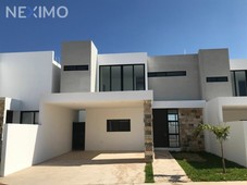 casas en venta - 303m2 - 4 recámaras - merida - 2,237,546