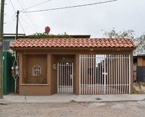 Casa Amplia En Renta,4 recámaras, Ubicada En Lomas De La Presa