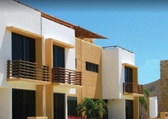 Doomos. Casa en Venta - 3 Recamaras - Residencial Yikal - Supermanzana 40 - Cancun