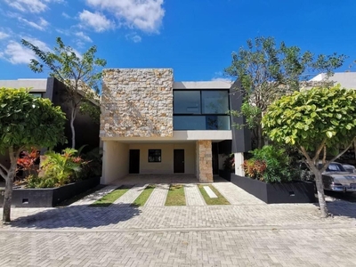 Doomos. Casa en Renta Cabo Norte