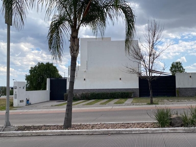 Doomos. Casa en Venta o Renta en Juriquilla Campestre, Querétaro