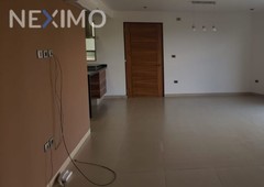 departamento en venta en juriquilla, primer nivel, dentro de condominio