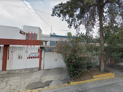 Casa en venta C. Viveros De Asís 182, Mz 003, Hab Viveros De La Loma, 54080 Tlalnepantla De Baz, Méx., México