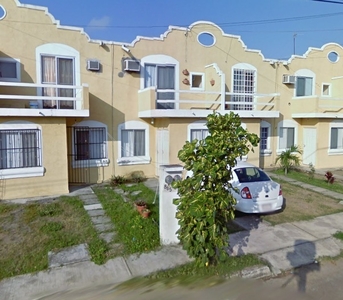 Casa En Venta En Rio Alegre Lomas, Col. Lomas Rio Medio, Veracruz. Pgx
