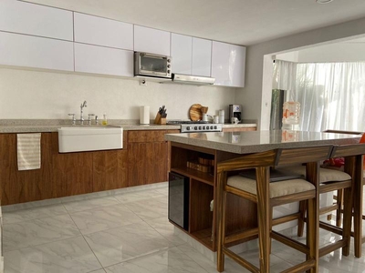 EN VENTA - RESIDENCIA EN PULGAS PANDAS NORTE - CON HABITACIÓN EN PLANTA BAJA.